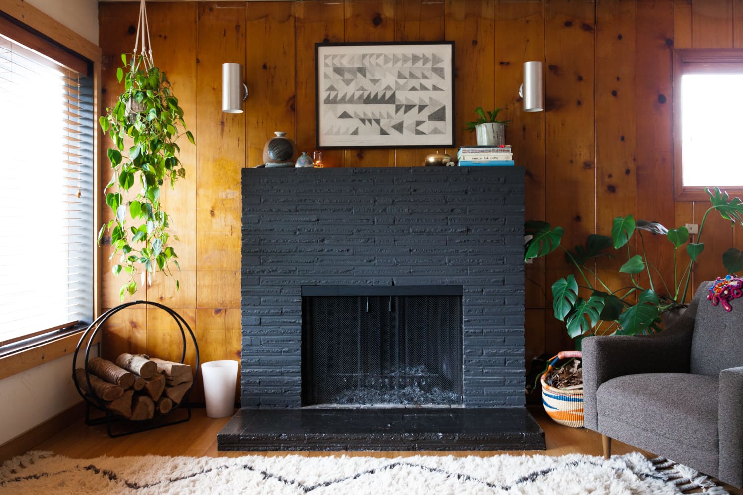 View of Why Real Estate Agents Actually Love Seeing Wood Paneling | Apartment ...
